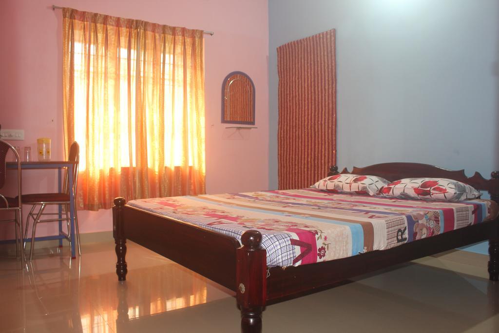 Navendu Home Stay Alappuzha Esterno foto